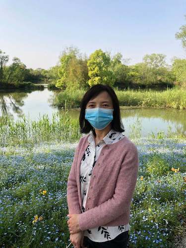 何明燕  疫情中户外小怡情