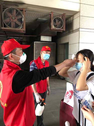 陈孟伟 党员接站照片3