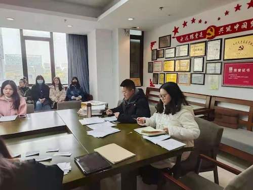 3bd5fda33ccf4a6482b484f2783910c